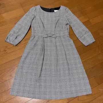 미사용 자택 보관품 쿠튀르 브로치 리본 포함 원피스 38 선물 포함