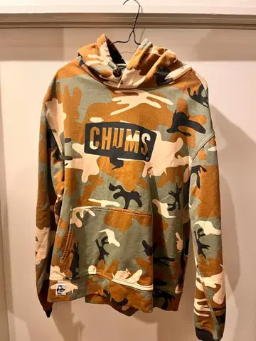 CHUMS 참스 카모플라쥬 풀오버 후드티