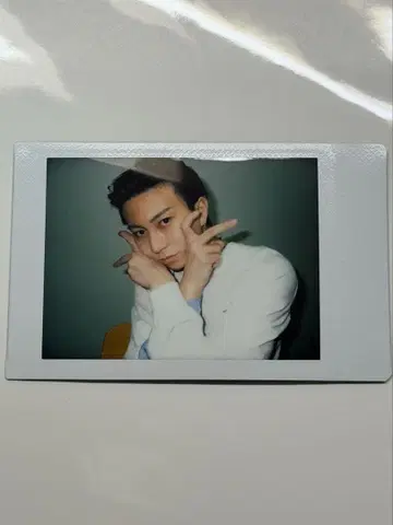 타카하시 유리 폴라로이드