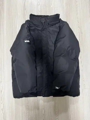 FTC 700-FP 블랙 다운 자켓