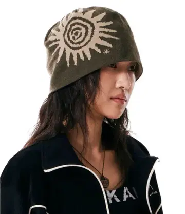 [ 레어 ] AAKAM 니트 모자 블랙