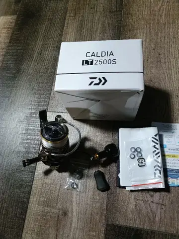 Daiwa CALDIA LT2500S 스피닝 릴