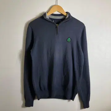 긴팔 상의 네이비