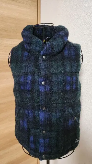 Antgauge 다운 베스트 울 소재 블랙워치 패턴