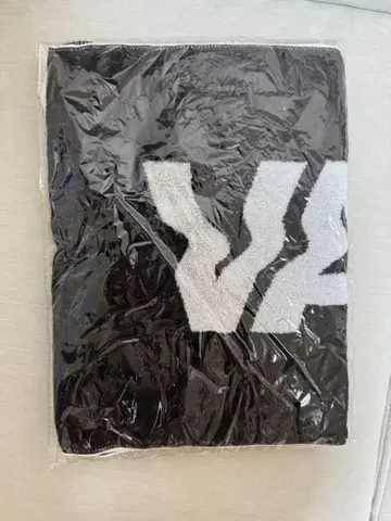 [미개봉 새상품] vaundy 블랙 타월