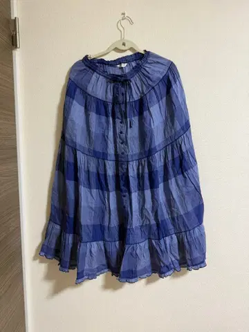 PINK HOUSE 블루 계열 체크 플레어 스커트