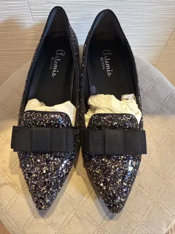 다이애나 글리터 스틸레토 펌프스 블랙