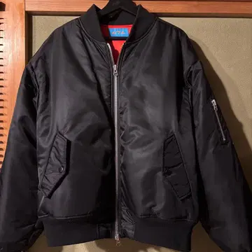 code47L MA-1 블랙 실리콘 탑 포함