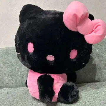 모리 판타지 한정판 헬로키티 투톤 카라 인형