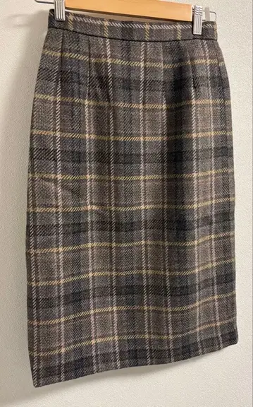 [울 100% ] 쇼와 레트로 체크 스커트 JANEMORE 온워드