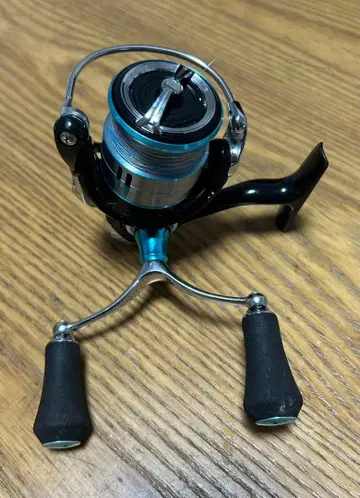 다이와 에메랄다스 스피닝 릴 왼쪽 감기