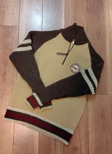 맥레거/하프 지퍼 니트 스웨터 M 사이즈