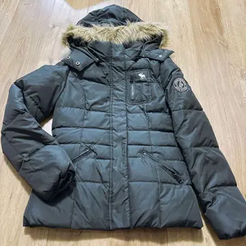 Abercrombie & Fitch 블랙 다운 자켓