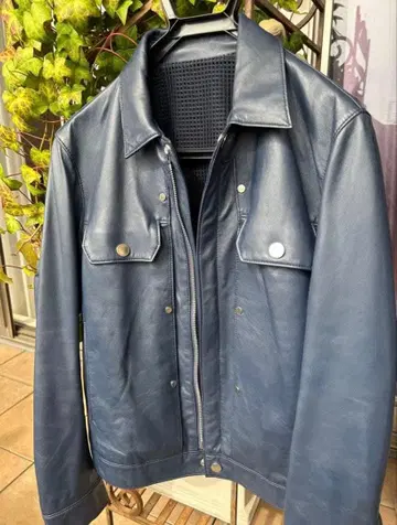 네이비 가죽 자켓