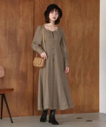 프론트 ZIP 플레어 뷔스티에 원피스 알시브