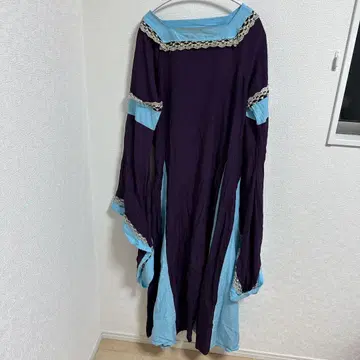 외국풍 레이스 장식 롱 드레스 보라색 스카이블루