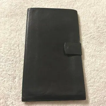 빈티지 블랙 가죽 여권 케이스 서독제