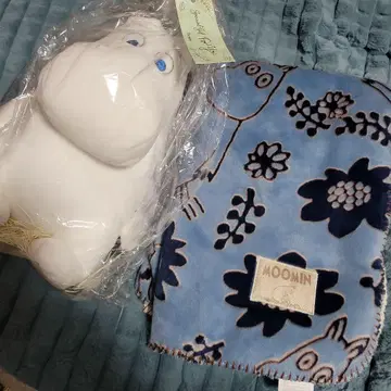 무민 후드 부착 넥 필로우와 담요 세트