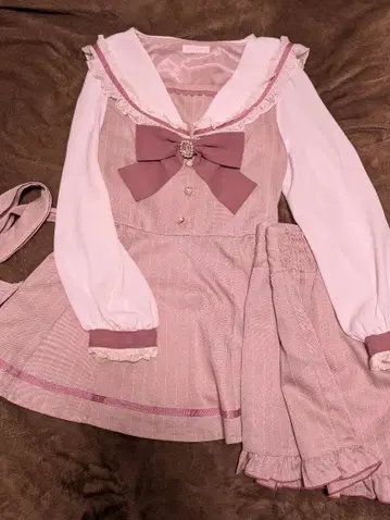 LIZLISA 리즈리사 세일러 카라 셋업 긴팔