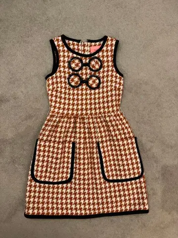 하운드 투스 슬리브리스 미니 원피스