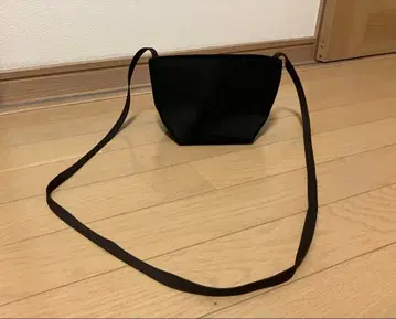 에르베샤 펠리에 1927N 느와르 숄더백 블랙