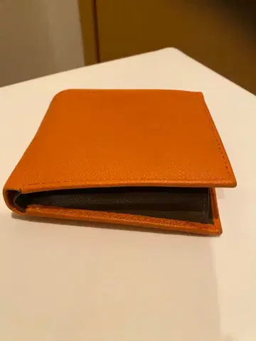 오렌지 이단 접이식 지갑