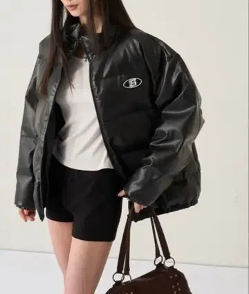 블랙 가죽 자켓 짧은 기장