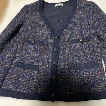 뮤제 드 우지 트위드 니트 자켓 스팽글 포함 네이비 계열 38 사이즈