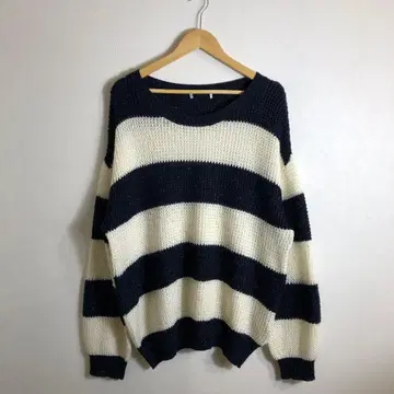 L 사이즈 오버사이즈 니트 스웨터 네이비 아이보리