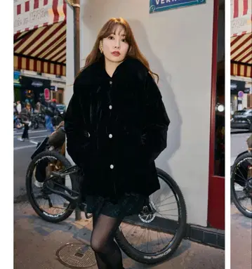 herlipto Bijou-Button Velour Down Jacket