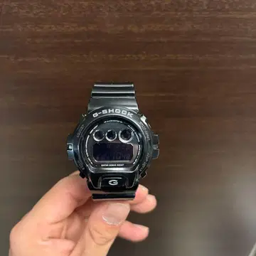 G-SHOCK 디지털 블랙