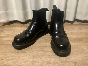 Dr.Martens 사이드 고어 부츠 블랙 스티치