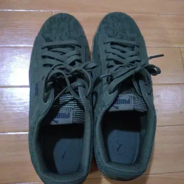Puma 카모 패턴 올리브 그린 스니커즈