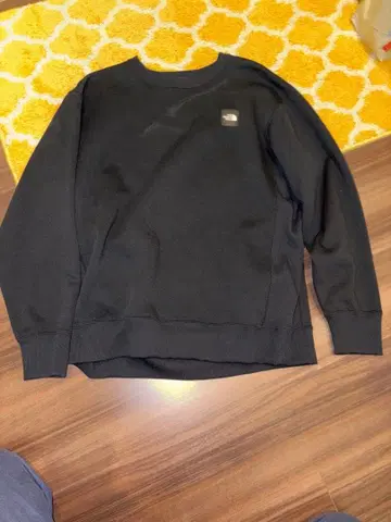 The North Face 블랙 맨투맨 NT62041