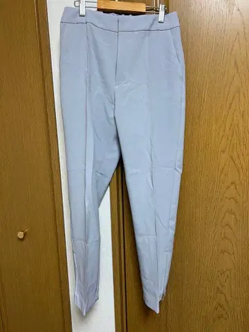 NOBLE 사이드 지퍼 팬츠