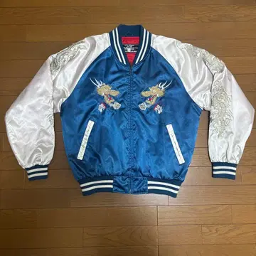 스카잔 용 자수 짧은 기장 아메카지 충전솜 라이트 아우터 나일론 소재