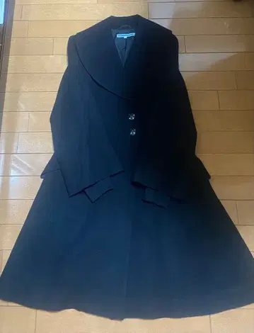 ELEY KISHIMOTO 블랙 롱 코트 사이즈 10