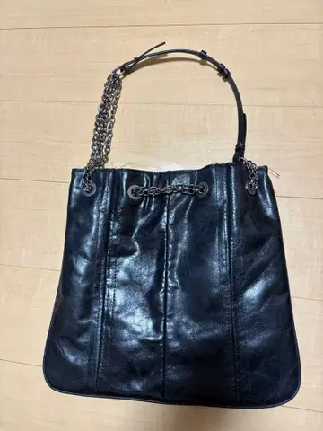 가죽 숄더백 블랙