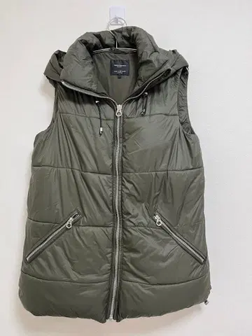 ZARA 후드 부착 퀼팅 베스트 M 올리브 그린