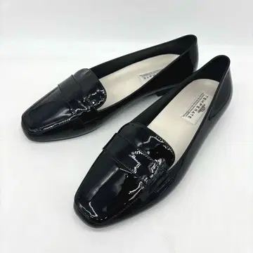 [컨디션 최상] 템퍼레이트 TESS 플랫슈즈 에나멜 블랙 25.5