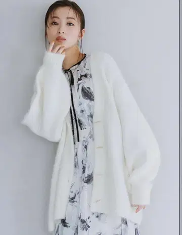 셀포드 헤어리 미디 기장 가디건