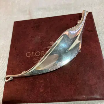 조지 젠슨 리프 모티브 브로치