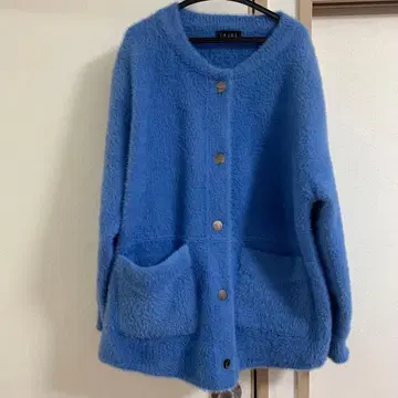 푹신푹신 파랑 가디건 앞면 포켓 부착