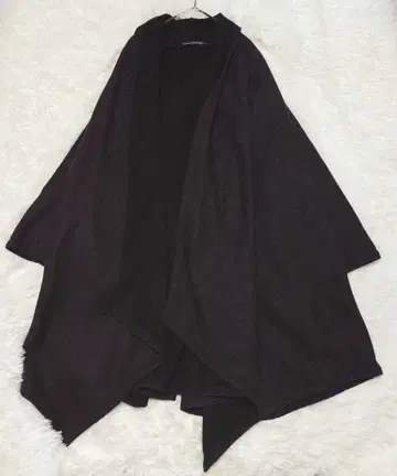 미즈이로 인드 헤링본 울 코트