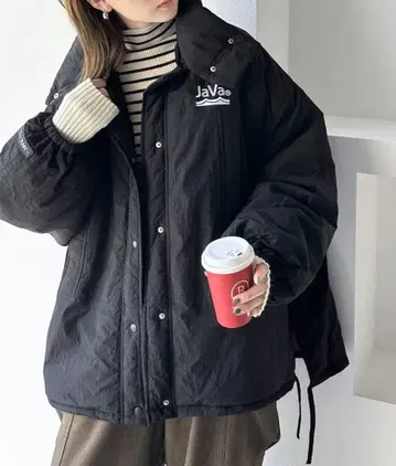 JaVa 블랙 다운 자켓 2way 탈부착 가능!