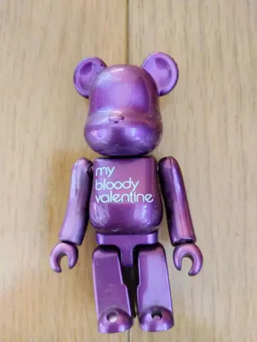 my bloody valentine 베어브릭 색상 퍼플