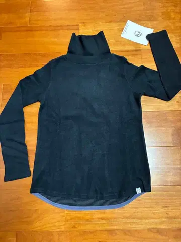 [새상품] 시로야 이치 간 도쿄 터틀넥 긴팔 티셔츠 이너 M사이즈