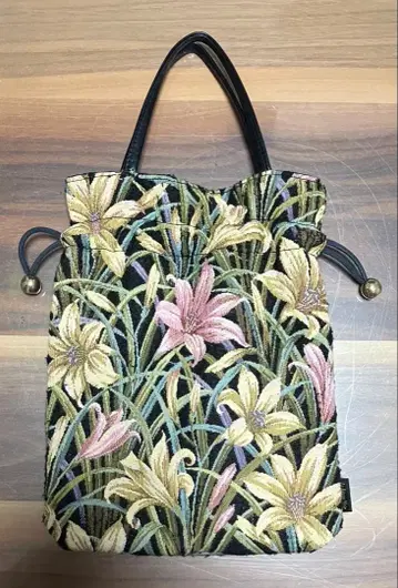 꽃무늬 자수 복조리 핸드백