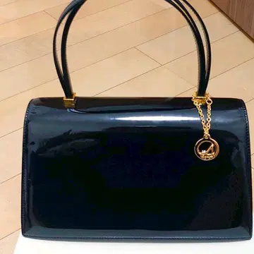 긴자 카네마츠 포멀 백