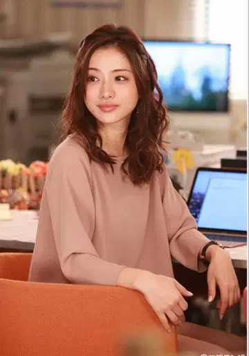 소피라 이시하라 사토미 착용 셋업